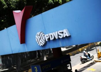 A state oil company PDVSA's logo is seen at a gas station in Caracas, Venezuela May 17, 2019. REUTERS/Ivan Alvarado