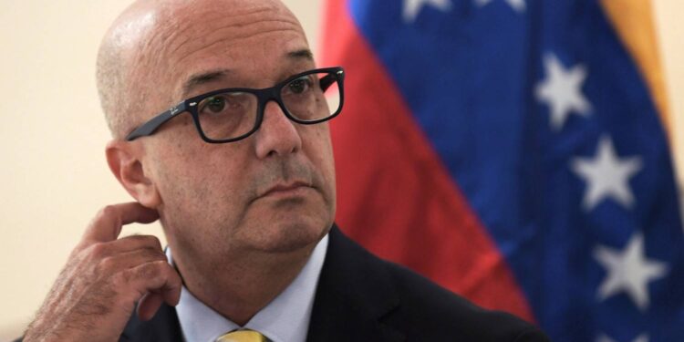 Iván Simonovis, Comisionado Especial de Seguridad e Inteligencia del Gobierno Encargado de Venezuela. Foto de archivo.