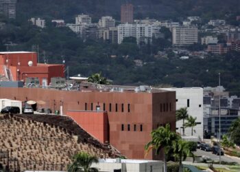 A view of U.S. Embassy building in Caracas, Venezuela March 14, 2019. REUTERS/Ivan Alvarado