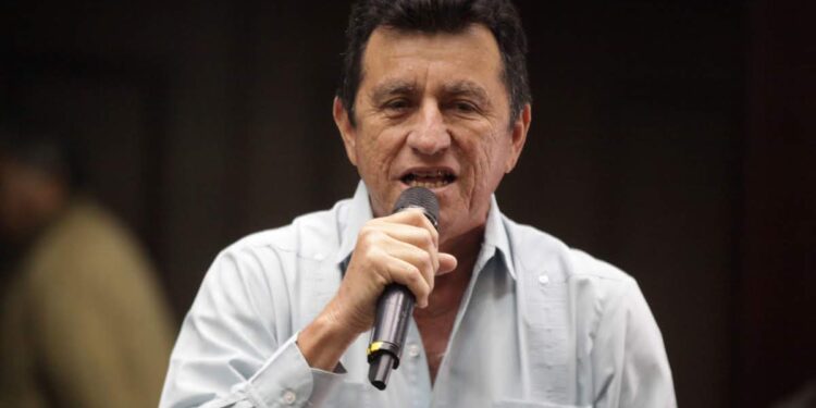 El diputado Manuel González, integrante de la Comisión de Energía y Petróleo.