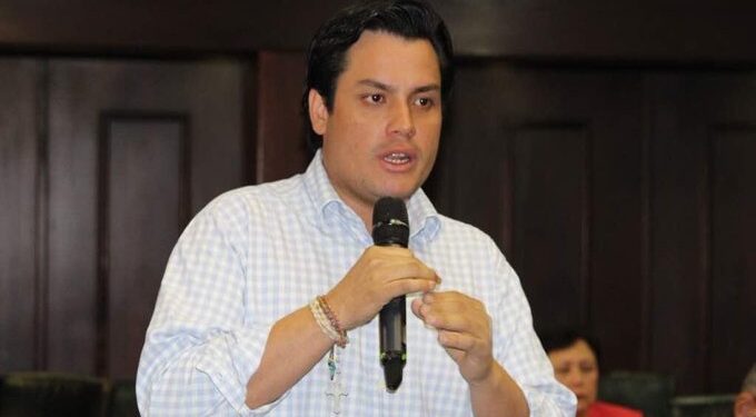 Carlos Paparoni, Representante de la oficina de cooperacion contra el lavado de dinero y corrupción. Foto AN.