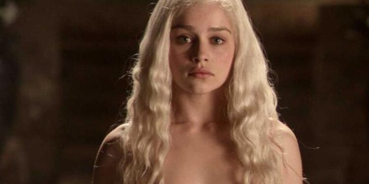 La actriz británica Emilia Clarke, popular por encarnar a Khaleesi en Game of Thrones. Foto de archivo.
