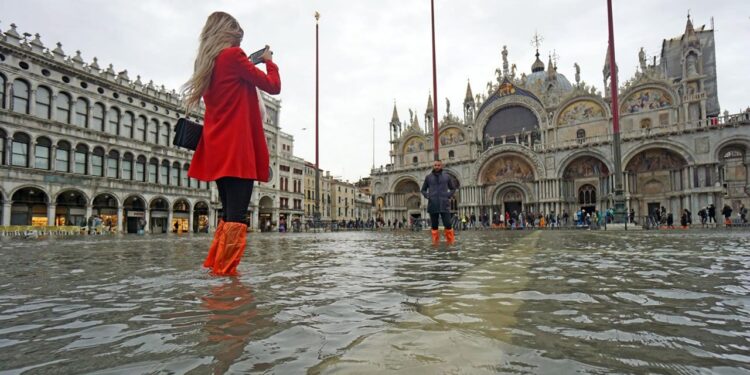 Preocupación por el agua alta en Venecia. Foto agencias.