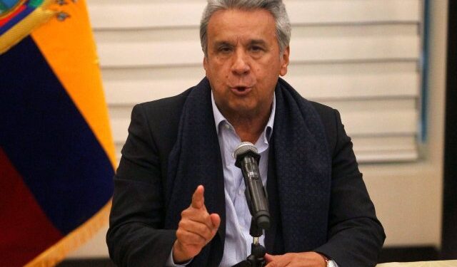 Ecuador's President Lenin Moreno gives a news conference upon his arrival at the airport in Quito, Ecuador April 12, 2018. Picture taken April 12, 2018. REUTERS/Daniel Tapia