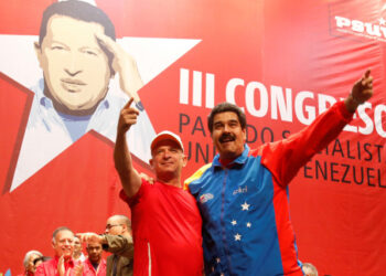 FILE PHOTO: Venezuela's President Nicolas Maduro (R) embraces retired General Hugo Carvajal as they attend the Socialist party congress in Caracas, Venezuela July 27, 2014. Miraflores Palace/Handout via REUTERS/File Photo ATTENTION EDITORS - THIS PICTURE WAS PROVIDED BY A THIRD PARTY.