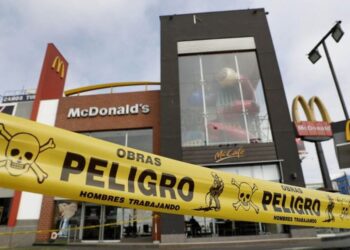 Perú refuerza control laboral tras dos muertes en McDonald's.