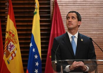 El presidente encargado de Venezuela, Juan Guaidó, durante su intervención en un acto en el Ayuntamiento de Madrid donde este sábado se le entregará la Llave de Oro de la ciudad. EFEJuan Carlos HidalgoPOOL