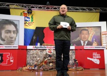 Resultado de imagem para Diosdado Cabello: “Argentina verá de qué lado se acomoda, si del de los pueblos o de los arrastrados”