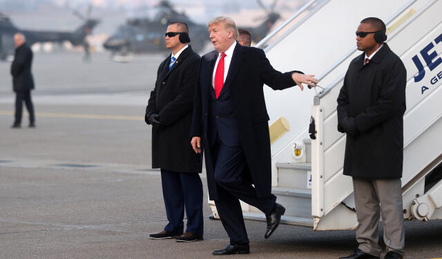 U.S. President Donald Trump arrives aboard Air Force One en route to the Word Economic Forum in Davos, at Zurich International Airport in Zurich, Switzerland January 21, 2020. REUTERS/Jonathan Ernst