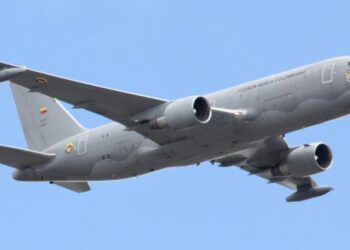 El avión, un Boeing 767, de matrícula FAC-1202 partirá este sábado de la base militar de Catam.  Foto: Fuerza Aérea Colombiana, FAC