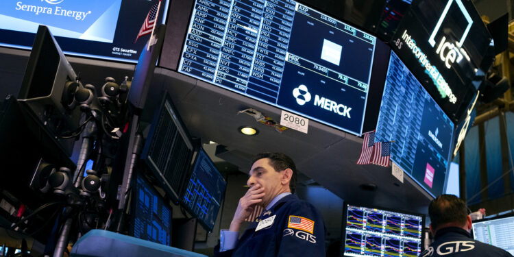 La Bolsa de Nueva York el 27 de febrero de 2020. Foto Craig Ruttle. AP.