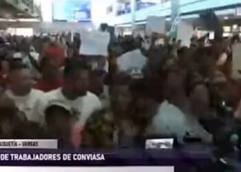 Protesta Maiquetía, trabajadores Conviasa. Foto captura de video.
