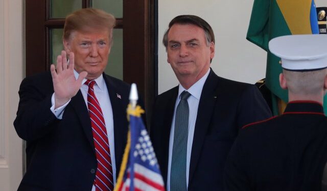 U.S. President Donald Trump welcomes Brazilian President Jair Bolsonaro to the White House in Washington, U.S., March 19, 2019. REUTERS/Carlos Barria