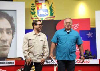 Diosdado Cabello y Rafael Lacava. Foto @ConElMazoDando