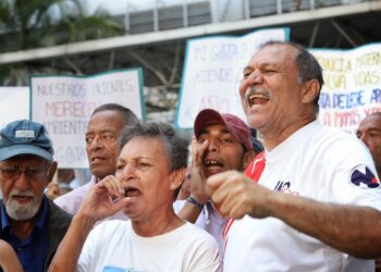 Protesta tabajadores de salu JM de los Ríos. 12Mar2020.