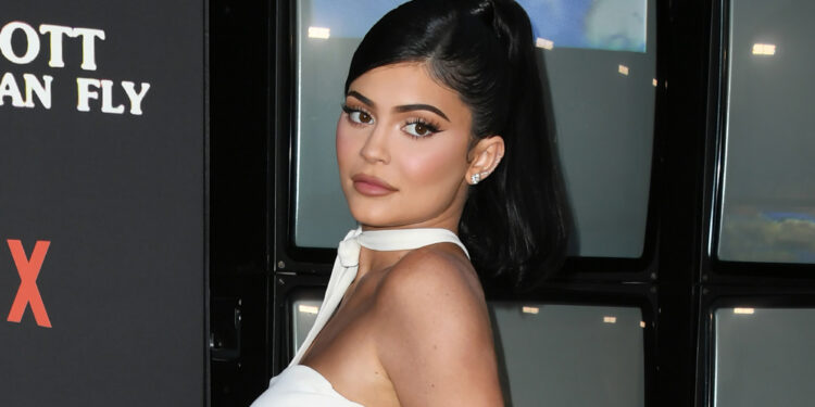 SANTA MONICA, CALIFORNIA - AUGUST 27:  Kylie Jenner attends the Premiere Of Netflix's "Travis Scott: Look Mom I Can Fly" at Barker Hangar on August 27, 2019 in Santa Monica, California. (Photo by Jon Kopaloff/FilmMagic)