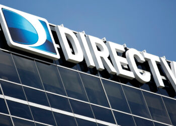 The headquarters building of U.S. satellite TV operator DirecTV is seen in Los Angeles, California May 18, 2014. AT&T's expected acquisition of DirecTV could provide the company with a pathway to expand its services into Latin America, where the satellite operator has 18 million subscribers and a higher growth rate than in the United States.   REUTERS/Jonathan Alcorn  (UNITED STATES - Tags: BUSINESS TELECOMS)