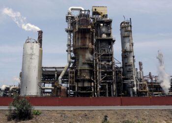 Imagen de archivo de la refinería El Palito, que pertenece a PDVSA, en Puerto Cabello, en el estado de Carabobo, Venezuela. 2 de marzo, 2016. REUTERS/Marco Bello/Archivo