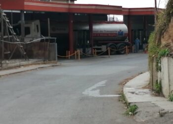 Gasolinera Altos Mirandinos. Foto @polita26
