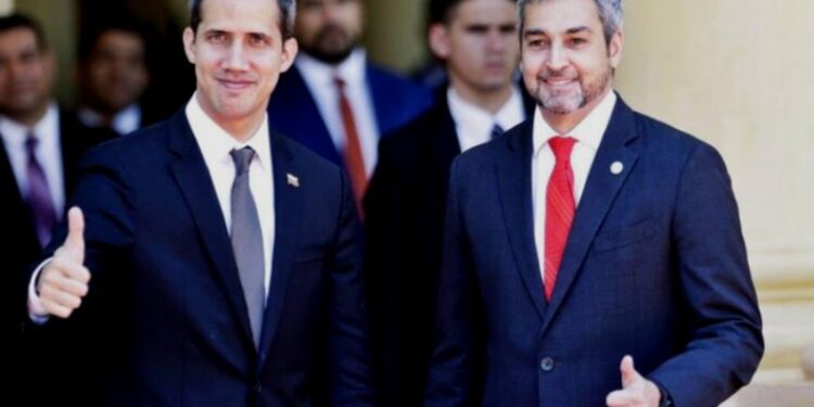 Juan Guaidó y Mario Abdo Benítez. Foto @jguaido