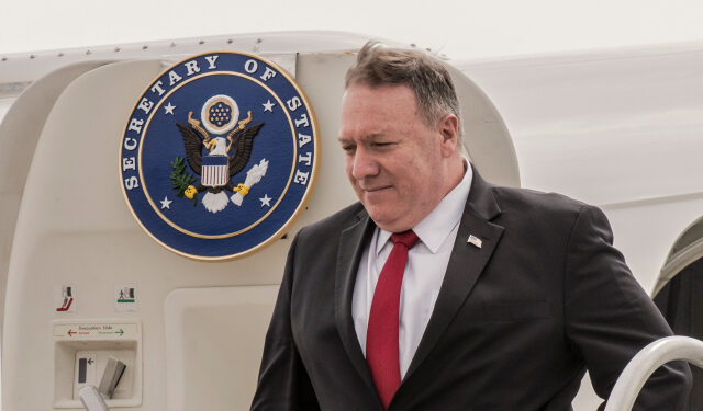 US Secretary of State Mike Pompeo gets off his plane at the Juan Santamaria international airport in Alajuela, Costa Rica, on January 21, 2020. - Pompeo met with Costa Rican President Carlos Alvarado. (Photo by Ezequiel BECERRA / AFP)