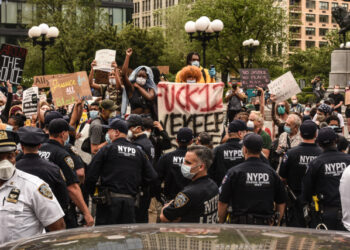 NEW YORK, NY - MAY 28: Protesters clash with police during a rally against the death of Minneapolis, Minnesota man George Floyd at the hands of police on May 28, 2020 in Union Square in New York City. Floyd's death was captured in video that went viral of the incident. Minnesota Gov. Tim Walz called in the National Guard today as looting broke out in St. Paul.   Stephanie Keith/Getty Images/AFP