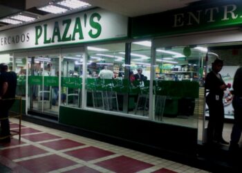 Automercado Plaza's. Foto de archivo.