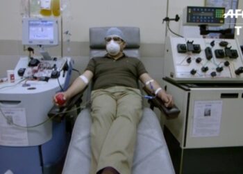 Marco Saavedra, Coronavirus, Bolivia, donante de plasma. Foto captura de video AFP.