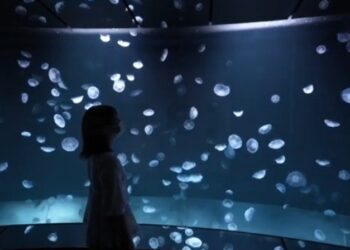 El acuario Sunshine de Tokio. Foto captura de video EFE.