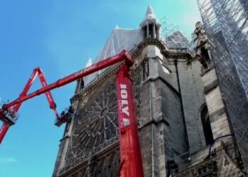 La catedral de Notre Dame. Foto captura de video EFE.