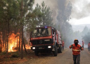 Portugal incendio. Foto agencias.