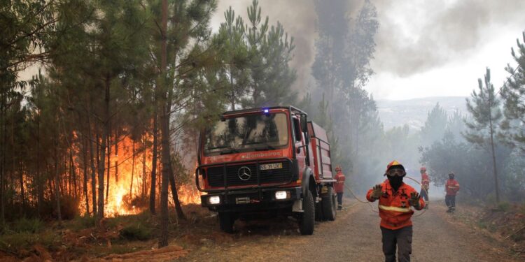 Portugal incendio. Foto agencias.