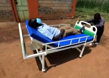 Kenia, camas hospital. Foto captura de video EFE.