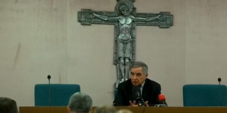 El cardenal italiano Angelo Becciu. Foto captura de video EFE.