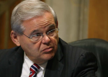 WASHINGTON, DC - MARCH 10: Sen. Bob Menendez (D-NJ) (R) participates in a Senate Foreign relations Committee hearing on Capitol Hill, March 10, 2015 in Washington, DC. The committee was hearing from us government officials on the situation in Ukraine.   Mark Wilson/Getty Images/AFP