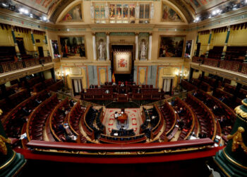 General view of the Chamber as Spanish Prime Minister, Pedro Sanchez (C, rear), delivers a speech during a plenary session at Lower Chamber of Spanish Parliament, in Madrid, Spain, 06 May 2020. Sanchez comes back to Congress of Deputies to achieve the fourth extension of the emergency state to carry out the de-escalation plan amid COVID-19 pandemic. EFE/J.J. Guillen POOL
