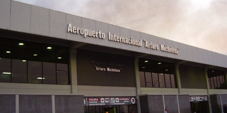 Aeropuerto Arturo Michelena de Valencia. Foto de archivo.