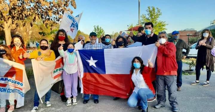 Gran banderazo en Chile. Foto Twitter.