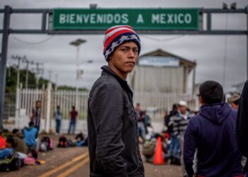 19/01/2020 Un migrante en la frontera entre México y Guatemala.
POLITICA INTERNACIONAL
Jair Cabrera Torres/dpa