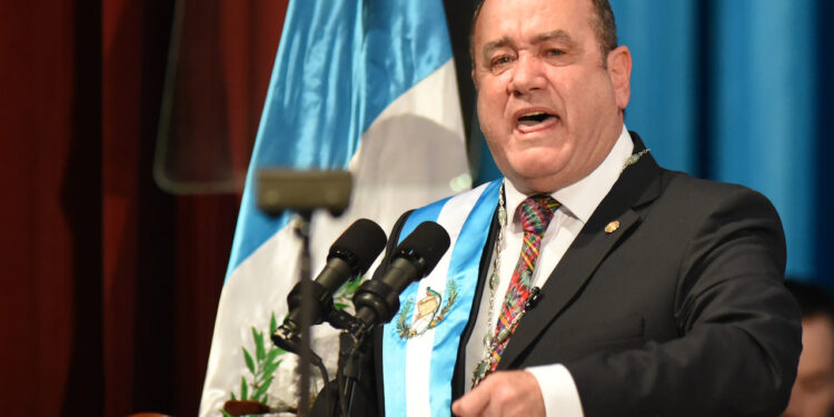 Guatemalan new President Alejandro Giammattei delivers a speech during his inauguration ceremony  at the National Theater, in Guatemala City, on January 14, 2020. - The doctor right-wing Alejandro Giamattei assumes as president of Guatemala in replacement of the unpopular Jimmy Morales, with the promise of attacking corruption and contain the high levels of poverty. (Photo by Johan ORDONEZ / AFP)