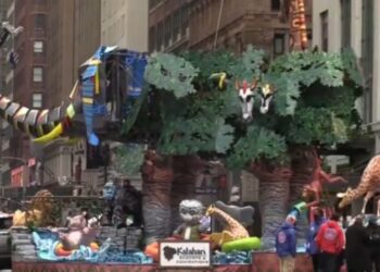 NY desfile. Acción de Gracias. Foto captura de video EFE.