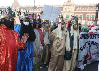 Artistas, Reyes Magos. México. Foto EFE Mario Guzmán.