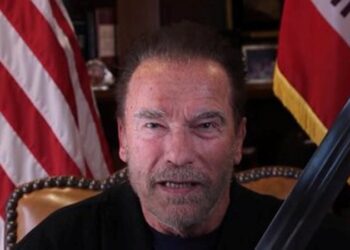 Arnold Schwarzenegger. Foto captura de video.