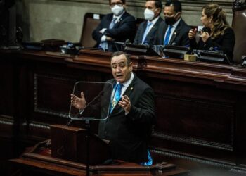 El presidente de Guatemala Alejandro Giammattei. Foto EFE.