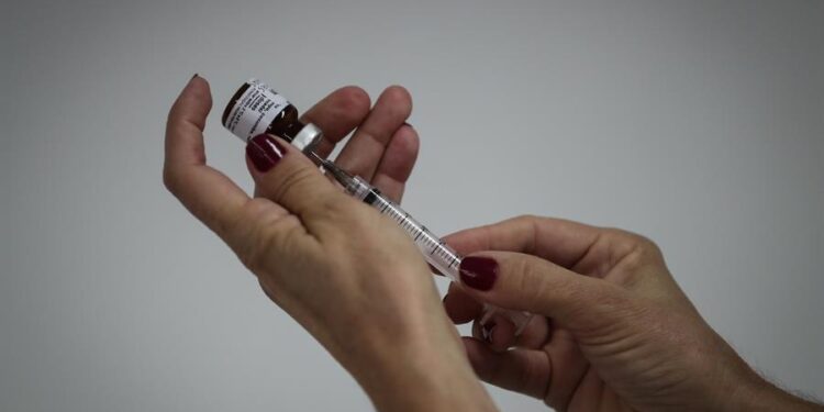 Vacuna coroanvirus. Brasil. Foto EFE.