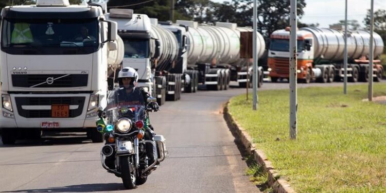 Brasil, diesel gas. Foto de archivo.