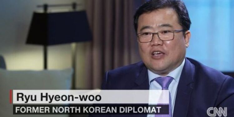 El ex embajador norcoreano Ryu Hyeon-woo durante la entrevista con CNN (CNN/Captura de pantalla)