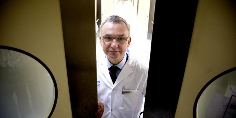 El oncólogo español Josep Baselga (+). Foto de archivo.