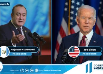 El presidente de Guatemala, Alejandro Giammattei y su homólogo estadounidense Joe Biden. Foto captura.