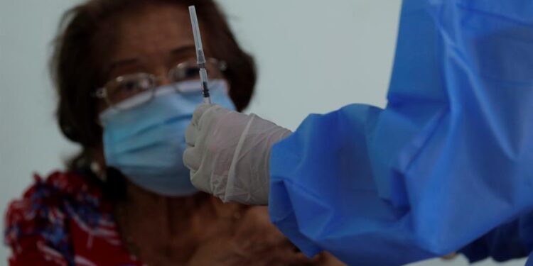 Panamá vacuna coronavirus. Foto EFE.